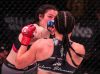 Sinead Kavanagh punching Arlene Blencowe at Bellator 182